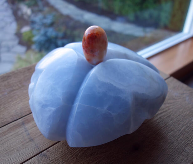 Key - Alabaster with carnelian agate - 2025